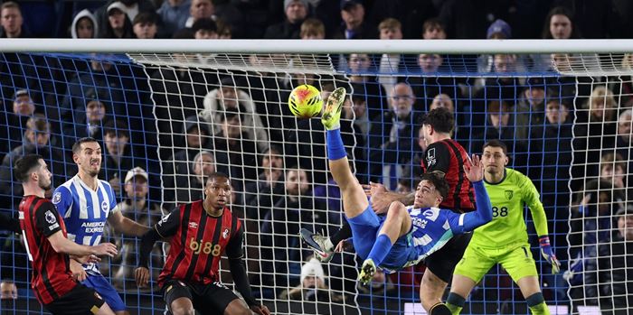 Δείτε την απίστευτη γκολάρα του Μπάμπη Κωστούλα με τη Μπράιτον (video)