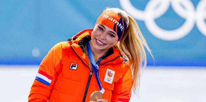 Η Jutta Leerdam εντυπωσιάζει εντός και εκτός πίστας-Χρυσό μετάλλιο και Ολυμπιακό ρεκόρ στο Μιλάνο