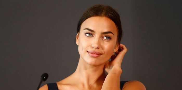 Η Irina Shayk ντύθηκε Τσιτσιολίνα και έβαλε φωτιά στο Instagram