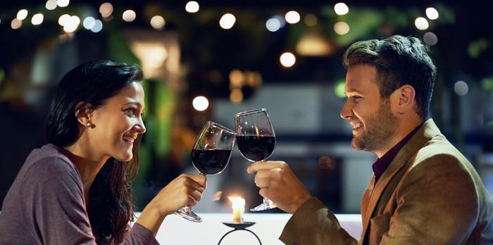 Αυτές τις ερωτήσεις δεν πρέπει να κάνεις σε ένα πρώτο ραντεβού