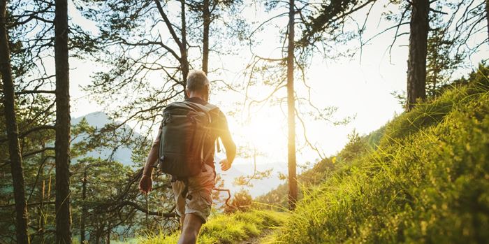 Χτίσε τους μύες σου με το περπάτημα με αυτά τα 5 μυστικά