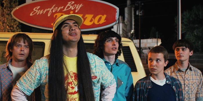 Ο ηθοποιός του Stranger Things που δεν ήξερες ότι είναι &quot;κομμάτια&quot;