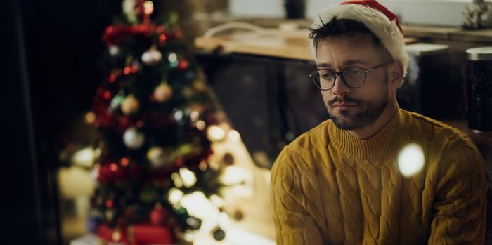 Τι μπορείς να κάνεις για να επιβιώσεις από τη χριστουγεννιάτικη κατάθλιψη