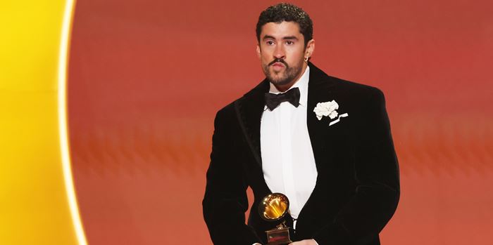 O Bad Bunny τα είπε όλα για την ICE στα Grammys 2026 (video)