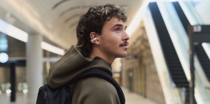 Αυτά είναι τα νέα ακουστικά ανοιχτού τύπου από τη Sony