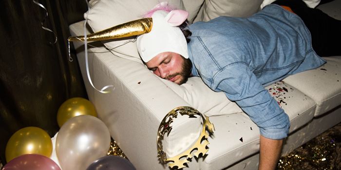 Τελικά, γινόμαστε πιο ειλικρινείς όταν πίνουμε;