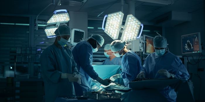 Ένας 33χρονος παρέμεινε ζωντανός χωρίς πνεύμονες για 48 ώρες