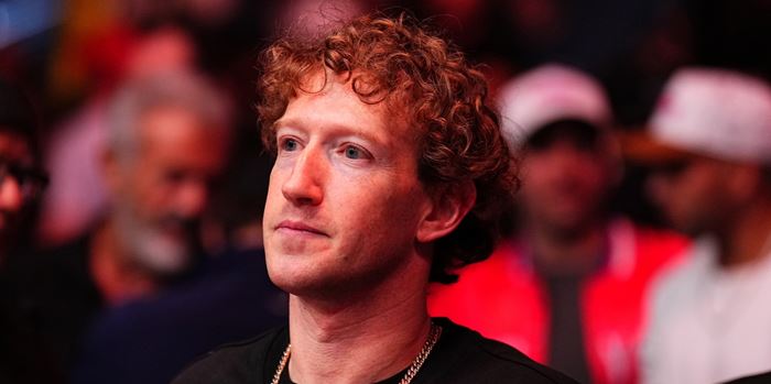 Πώς έχασε 30 δισ. δολάρια o Mark Zuckerberg μέσα σε λίγες ώρες