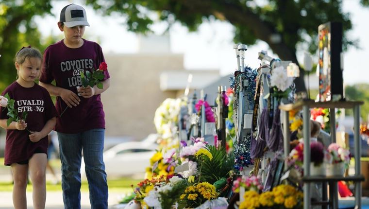Δεν υπάρχουν λόγια: Τα όπλα είναι η κύρια αιτία θανάτου από ατύχημα ανάμεσα σε παιδιά στις ΗΠΑ