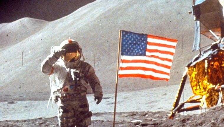 Η NASA ετοιμάζεται να επιστρέψει στη Σελήνη μετά από 50 χρόνια