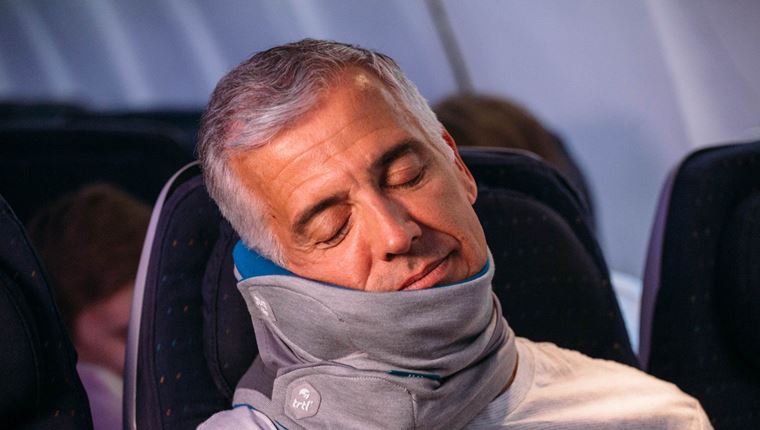 Το απόλυτο μαξιλάρι για ύπνο εν κινήσει