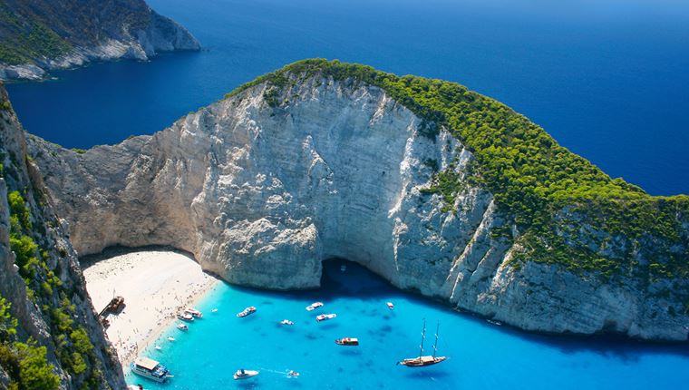 10 κρυφοί παράδεισοι προσβάσιμοι μόνο με σκάφος