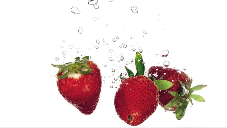 Πρέπει τελικά να πλένονται τα φρούτα πριν καταναλωθούν;