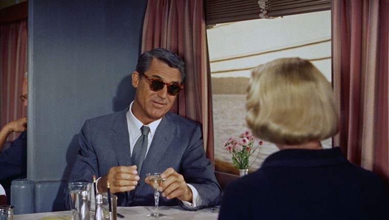 Ο χολιγουντιανός οδηγός για να βρεις τα επόμενα γυαλιά ηλίου σου