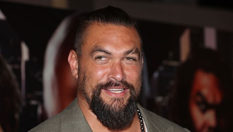 Πώς ο Jason Momoa απέκτησε την χαρακτηριστική ουλή στο πρόσωπό του