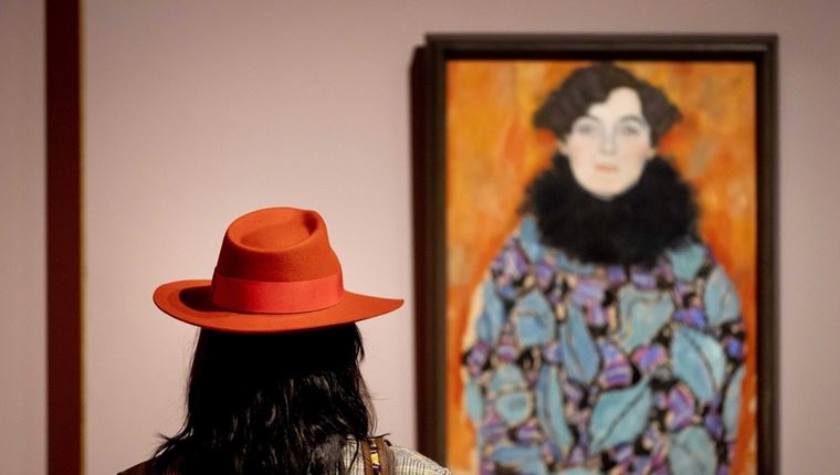 Ακτιβιστές κατέστρεψαν το αριστούργημα του Gustav Klimt