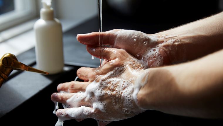 Η χρονική διάρκεια μεταδοτικότητας του SARS-CoV-2