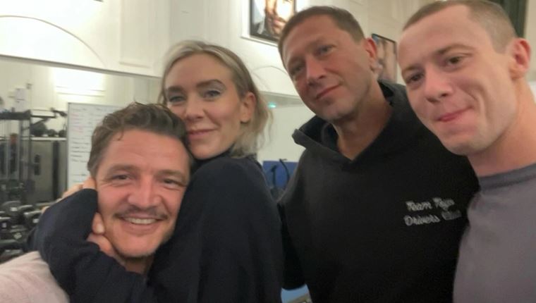 Ευχαριστούμε τον Pedro Pascal για τις backstage φωτογραφίες των Fantastic Four