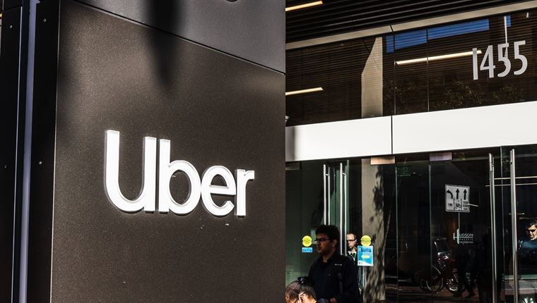 Η Uber θα πληρώσει πρόστιμο 290 εκατομμύρια ευρώ. Αλλά γιατί;