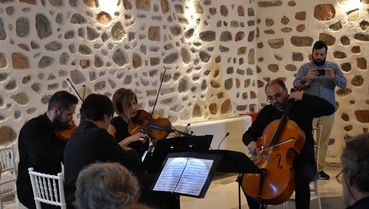 Δείπνο με πρέσβεις