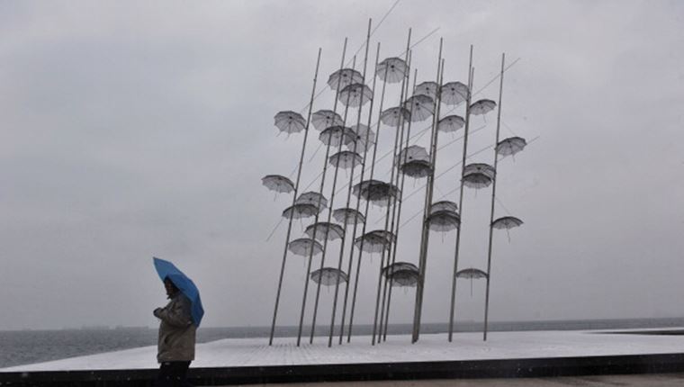 Μειώθηκε κατά 50% το ιικό φορτίο στη Θεσσαλονίκη