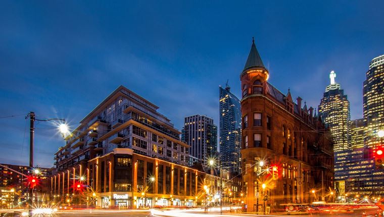 Αυτό το app αφαιρεί τους τουρίστες από τις φωτογραφίες