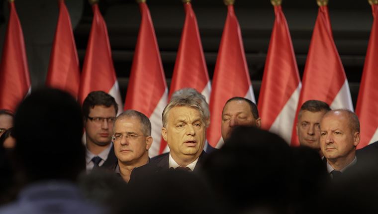 O Viktor Orban θέλει τον Donald Trump ξανά πλανητάρχη