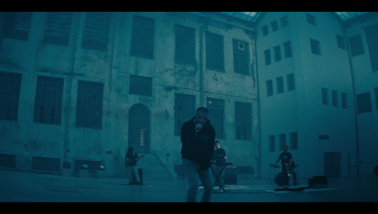 Το νέο τραγούδι των ΛΕΞ &amp; Kepler is Free έχει &#39;άρωμα&#39; Γιάννη Οικονομίδη (video)