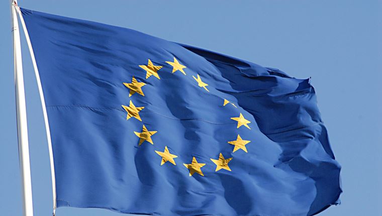 Γιατί η Ε.Ε. δεν αποκαλύπτει τις τιμές των εμβολίων του κορονοϊού