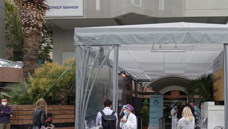 Η νέα έξαρση του κορονοϊού και η δραματική κατάσταση στα νοσοκομεία