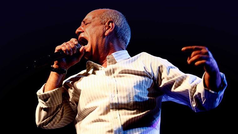 Δήμητρης Μητροπάνος: Για ποιον τραγούδησε το &quot;Πάντα Γελαστοί&quot;