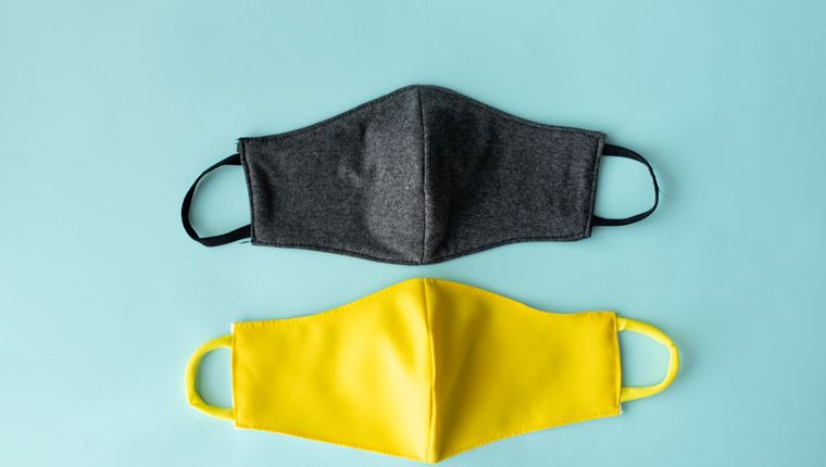 Μπορεί η μάσκα να λειτουργήσει ως άτυπο &quot;εμβόλιο&quot; κατά του κορονοϊού;