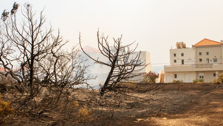 Βίντεο εθελοντή στην κατάσβεση στη Ρόδο &#39;δείχνει&#39; εμπρησμό