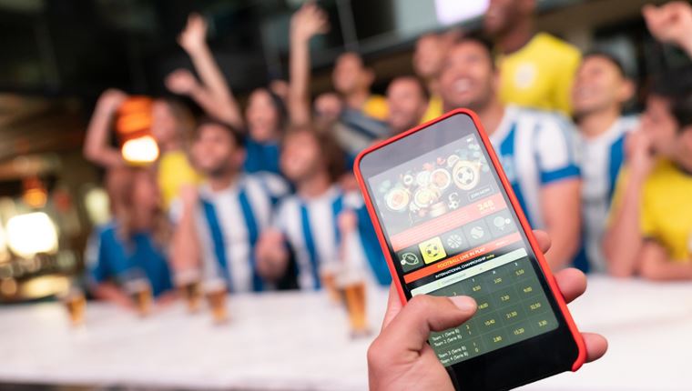 Πόσα λεφτά δίνουν οι Έλληνες στον τζόγο-ποντάρουν περισσότερο το 2025