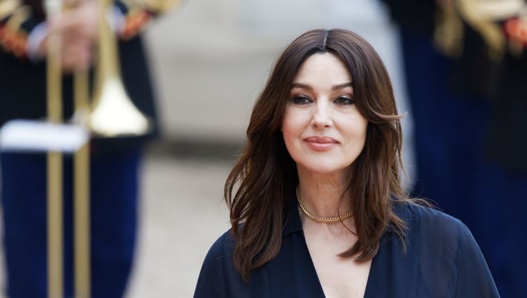 Άλλη μια σέξι φωτογράφιση για την Monica Bellucci