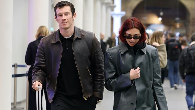 Ποιος είναι ο Callum Turner, ο αρραβωνιαστικός της Dua Lipa
