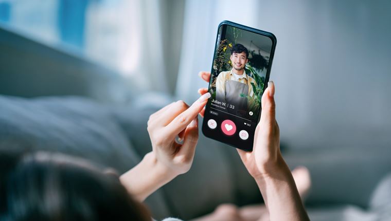 Αυτό είναι το dating app που απευθύνεται σε άνδρες με μικρό πέος