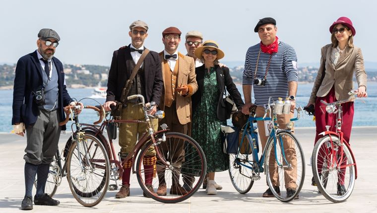 Ένα ρετρό σαββατοκύριακο στις Σπέτσες