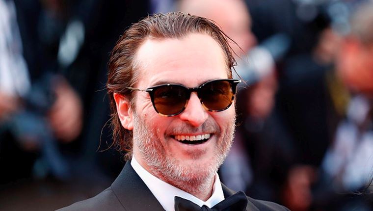 Ο Joaquin Phoenix είναι και επίσημα ο νέος Joker