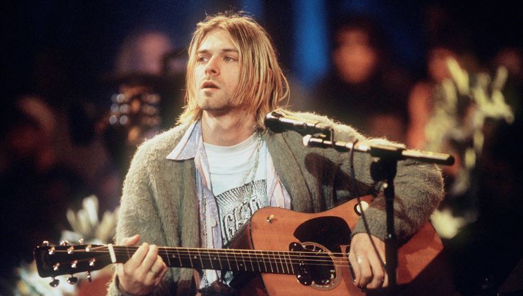Στο σφυρί η κιθάρα του Kurt Cobain