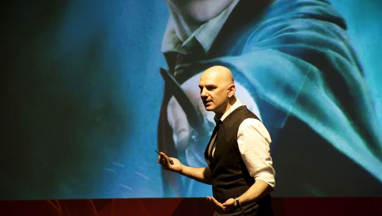 Για τον Costantino Roselli η τεχνολογία είναι η μόδα του αύριο