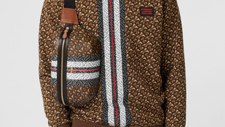 Το μονόγραμμα που θα δώσει νέα πνοή στον οίκο Burberry
