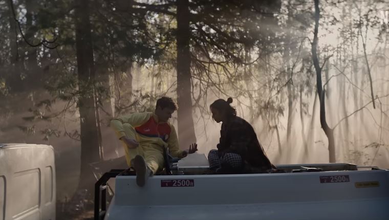 Η σειρά του Netflix που πρέπει οπωσδήποτε να δεις αν σου αρέσουν οι 'σκοτεινές' κωμωδίες