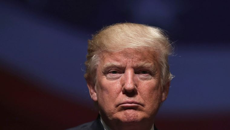 Τι θα συμβεί αν ο Donald Trump επιμένει να αμφισβητεί το αποτέλεσμα των εκλογών;