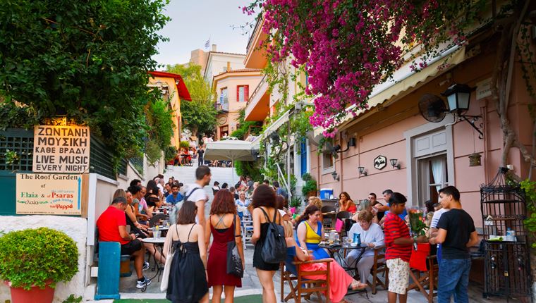 Έκτακτα μέτρα σε μπαρ και νυχτερινά κέντρα για περιορισμό των κρουσμάτων