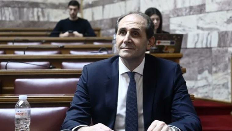 Έφυγε από τη ζωή ο πολιτικός Απόστολος Βεσυρόπουλος