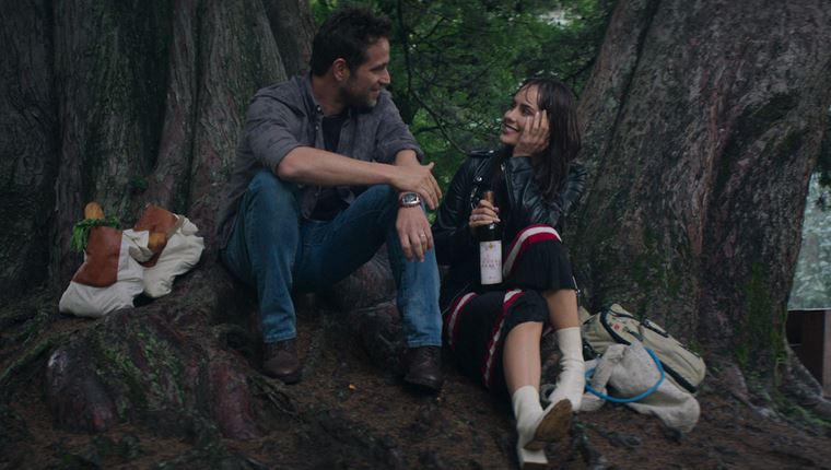 Γιατί όλοι βλέπουν το The Marked Heart στο Netflix