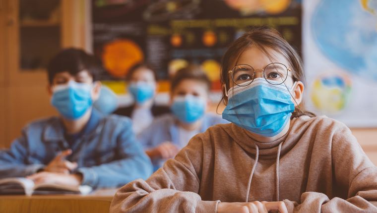 Τι προτείνουν Αμερικανοί επιστήμονες για το ασφαλέστερο άνοιγμα των σχολείων
