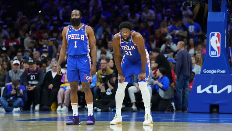 Ο Joel Embiid μόλις αποκάλυψε πως πάσχει από παράλυση Bell