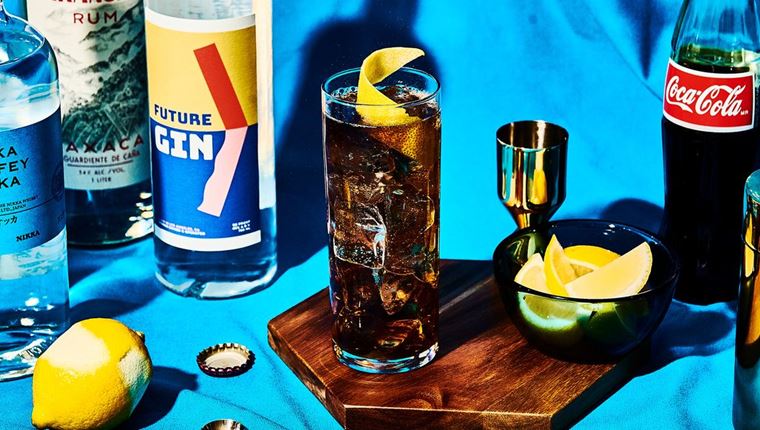 Η ιστορία και η συνταγή του Long Island Iced Tea